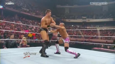 WWE_Monday_Night_Raw_The_Draft_26th_April_2010_HDTV_XviD-FWG_pt1_avi_000558320.jpg