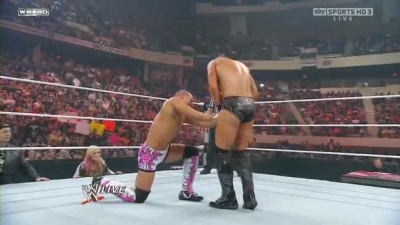 WWE_Monday_Night_Raw_The_Draft_26th_April_2010_HDTV_XviD-FWG_pt1_avi_000564040.jpg