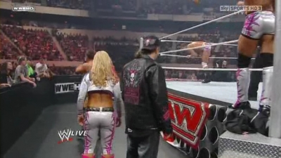 WWE_Monday_Night_Raw_The_Draft_26th_April_2010_HDTV_XviD-FWG_pt1_avi_000623520.jpg