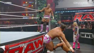 WWE_Monday_Night_Raw_The_Draft_26th_April_2010_HDTV_XviD-FWG_pt1_avi_000641360.jpg