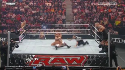 WWE_Monday_Night_Raw_The_Draft_26th_April_2010_HDTV_XviD-FWG_pt1_avi_000660320.jpg