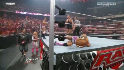 WWE_Monday_Night_Raw_The_Draft_26th_April_2010_HDTV_XviD-FWG_pt1_avi_000766560.jpg