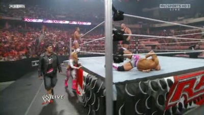 WWE_Monday_Night_Raw_The_Draft_26th_April_2010_HDTV_XviD-FWG_pt1_avi_000767160.jpg