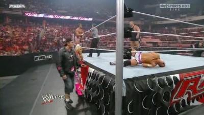 WWE_Monday_Night_Raw_The_Draft_26th_April_2010_HDTV_XviD-FWG_pt1_avi_000768120.jpg