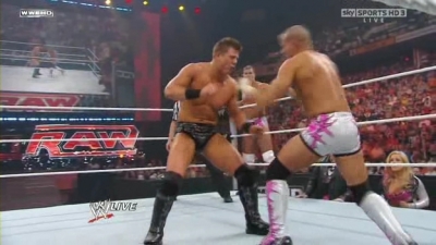 WWE_Monday_Night_Raw_The_Draft_26th_April_2010_HDTV_XviD-FWG_pt1_avi_000831360.jpg