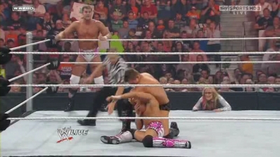 WWE_Monday_Night_Raw_The_Draft_26th_April_2010_HDTV_XviD-FWG_pt1_avi_000871960.jpg