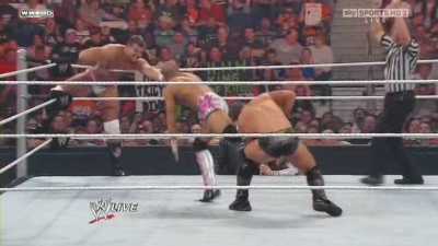 WWE_Monday_Night_Raw_The_Draft_26th_April_2010_HDTV_XviD-FWG_pt1_avi_000907240.jpg