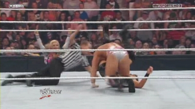 WWE_Monday_Night_Raw_The_Draft_26th_April_2010_HDTV_XviD-FWG_pt1_avi_000941960.jpg