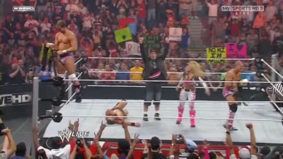 WWE_Monday_Night_Raw_The_Draft_26th_April_2010_HDTV_XviD-FWG_pt1_avi_001048520.jpg