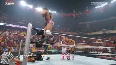 WWE_Monday_Night_Raw_The_Draft_26th_April_2010_HDTV_XviD-FWG_pt1_avi_001068920.jpg
