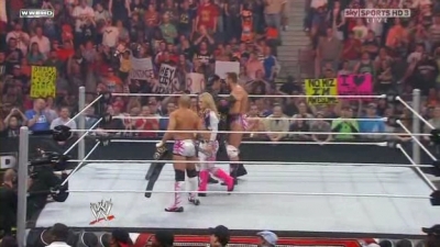 WWE_Monday_Night_Raw_The_Draft_26th_April_2010_HDTV_XviD-FWG_pt1_avi_001137160.jpg