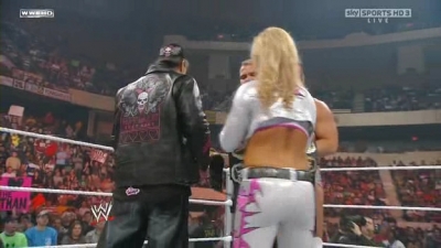 WWE_Monday_Night_Raw_The_Draft_26th_April_2010_HDTV_XviD-FWG_pt1_avi_001143480.jpg