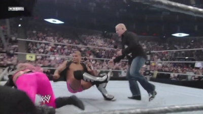 ECW_on_SCiFi_04_21_09_Natalya_Segment_720p_AC3_5_1_XviD_avi_000128862.jpg