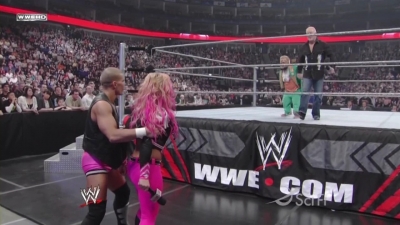 ECW_on_SCiFi_04_21_09_Natalya_Segment_720p_AC3_5_1_XviD_avi_000152085.jpg
