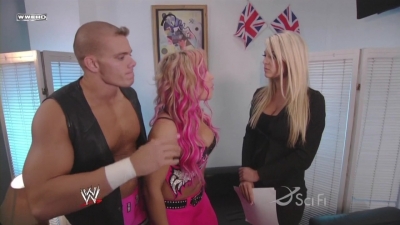 ECW_on_SCiFi_04_21_09_Natalya_Tiffany_BackStage_720p_AC3_5_1_XviD_avi_000021721.jpg