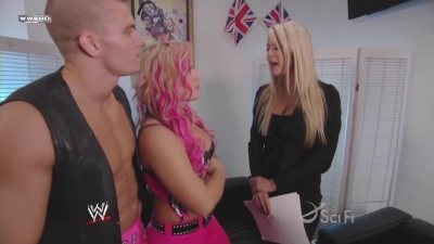 ECW_on_SCiFi_04_21_09_Natalya_Tiffany_BackStage_720p_AC3_5_1_XviD_avi_000033033.jpg
