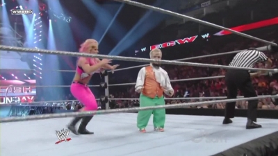ECW_on_SCiFi_04_21_09_Natalya_vs_Hornswoggle_720p_AC3_5_1_XviD_avi_000087220.jpg