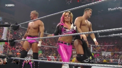 ECW_on_SCiFi_05_12_09_Natalya_Ring_Segment_720p_AC3_5_1_XviD_avi_000036536.jpg