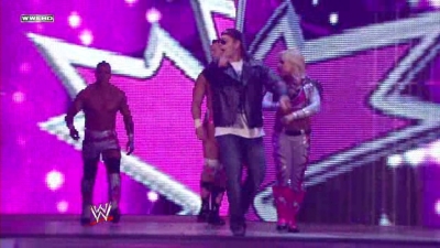 WWE_Extreme_Rules_2010_Big_Show_and_Miz_Gauntlet_Tag_Team_Match_avi_000840472.jpg