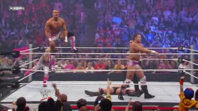 WWE_Extreme_Rules_2010_Big_Show_and_Miz_Gauntlet_Tag_Team_Match_avi_000863529.jpg