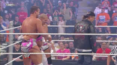 WWE_Extreme_Rules_2010_Big_Show_and_Miz_Gauntlet_Tag_Team_Match_avi_000887386.jpg