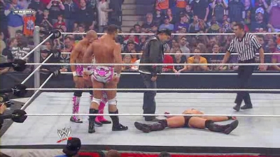 WWE_Extreme_Rules_2010_Big_Show_and_Miz_Gauntlet_Tag_Team_Match_avi_000889488.jpg