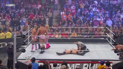 WWE_Extreme_Rules_2010_Big_Show_and_Miz_Gauntlet_Tag_Team_Match_avi_000896829.jpg