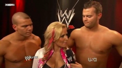 WWE_Raw_06_21_10_HDTV-XviD-SER_WRESTLiNGBAY_COM-quickupload_net_avi_002011642.jpg