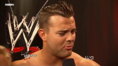 WWE_Raw_06_21_10_HDTV-XviD-SER_WRESTLiNGBAY_COM-quickupload_net_avi_002018416.jpg