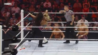 WWE_Raw_06_21_10_HDTV-XviD-SER_WRESTLiNGBAY_COM-quickupload_net_avi_002227758.jpg