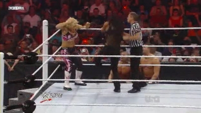 WWE_Raw_06_21_10_HDTV-XviD-SER_WRESTLiNGBAY_COM-quickupload_net_avi_002229560.jpg