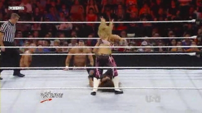 WWE_Raw_06_21_10_HDTV-XviD-SER_WRESTLiNGBAY_COM-quickupload_net_avi_002263127.jpg