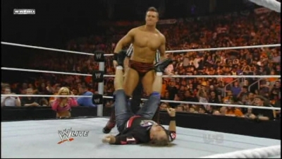 WWE_Raw_05_17_2010_HDTV_XviD-XS_avi_003909205.jpg