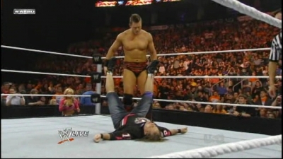 WWE_Raw_05_17_2010_HDTV_XviD-XS_avi_003911007.jpg