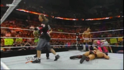 WWE_Raw_05_17_2010_HDTV_XviD-XS_avi_003965895.jpg