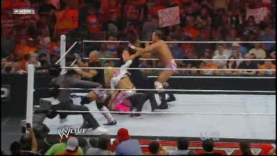 WWE_Raw_05_31_2010_HDTV_XviD-XS_www_WRESTLEYOURWAY_com_avi_003766596.jpg