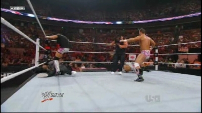 WWE_Raw_05_31_2010_HDTV_XviD-XS_www_WRESTLEYOURWAY_com_avi_003769999.jpg