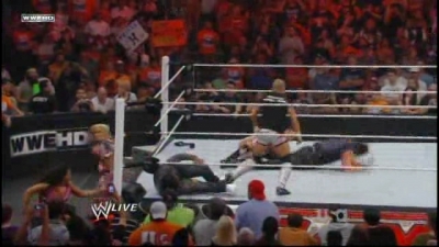 WWE_Raw_05_31_2010_HDTV_XviD-XS_www_WRESTLEYOURWAY_com_avi_003771067.jpg