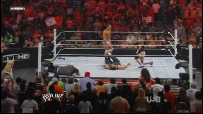 WWE_Raw_05_31_2010_HDTV_XviD-XS_www_WRESTLEYOURWAY_com_avi_003774036.jpg