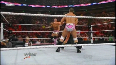 WWE_Raw_05_31_2010_HDTV_XviD-XS_www_WRESTLEYOURWAY_com_avi_003779208.jpg