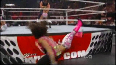 WWE_Raw_05_31_2010_HDTV_XviD-XS_www_WRESTLEYOURWAY_com_avi_003786816.jpg
