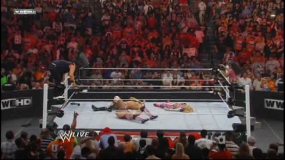WWE_Raw_05_31_2010_HDTV_XviD-XS_www_WRESTLEYOURWAY_com_avi_003808604.jpg