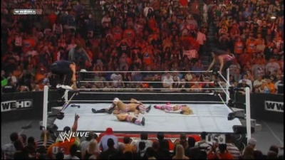 WWE_Raw_05_31_2010_HDTV_XviD-XS_www_WRESTLEYOURWAY_com_avi_003809872.jpg