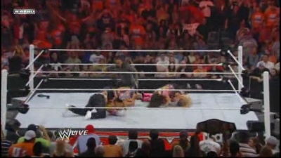 WWE_Raw_05_31_2010_HDTV_XviD-XS_www_WRESTLEYOURWAY_com_avi_003814110.jpg