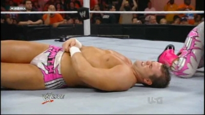 WWE_Raw_05_31_2010_HDTV_XviD-XS_www_WRESTLEYOURWAY_com_avi_003839101.jpg
