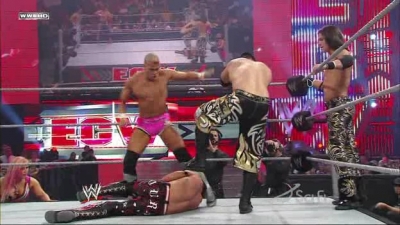 ECW_04-07-09_John_Morrison_The_Miz_and_Tyson_Kid_vs_Carlito_Primo_and_Evan_Bourne_avi_000626824.jpg