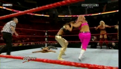 xtreme-wrestling-network_com_WWE_Raw_04_06_09_DSR_XviD-XWT_avi_001842040.jpg