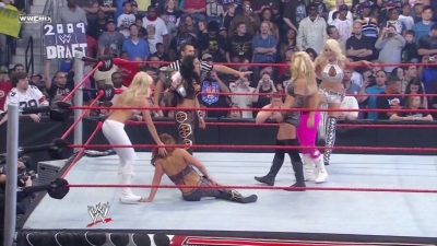 WWE_Raw_04_13_09_Raw_Divas_vs_SmackDown_Divas_720p_AC3_5_1_XviD_avi_000263796.jpg