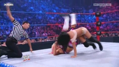 WWE_Bragging_Rights_2009_Kelly_Kelly_Gail_Kim_Melina_vs_Michelle_McCool_Beth_Natalya_XviD_avi_000234120.jpg
