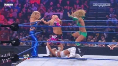 WWE_Bragging_Rights_2009_Kelly_Kelly_Gail_Kim_Melina_vs_Michelle_McCool_Beth_Natalya_XviD_avi_000341360.jpg
